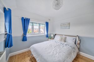 Bedroom- click for photo gallery